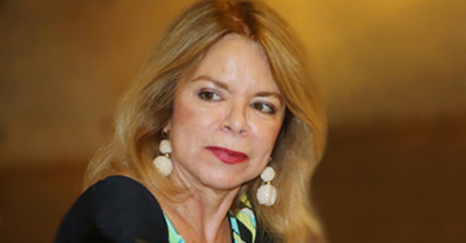 professora Maria Arminda 