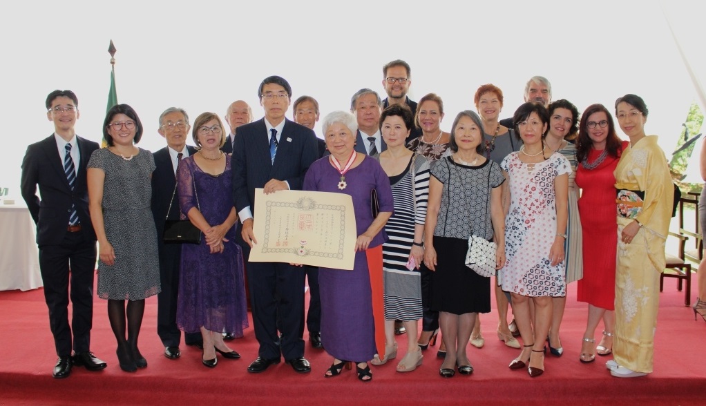 embaixador Japão, professora Tae e familiares